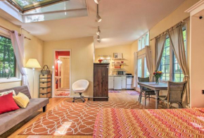 Quiet Saugatuck Studio with Patio - Walk to Dtwn!